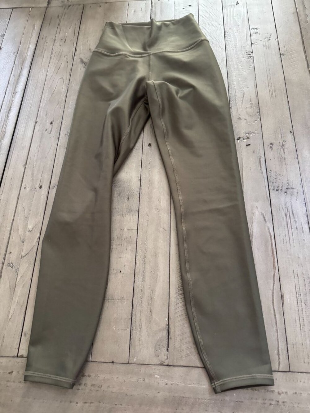 ALO Yoga 7/8 High-Waist Airlift Legging Green Size XXS